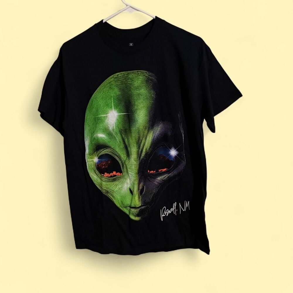 Strange Daze Tee Mens Medium Black Roswell NM Alien Graphic Souvenir Space